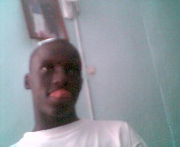 regarde  moi je suis laaaaaaaa